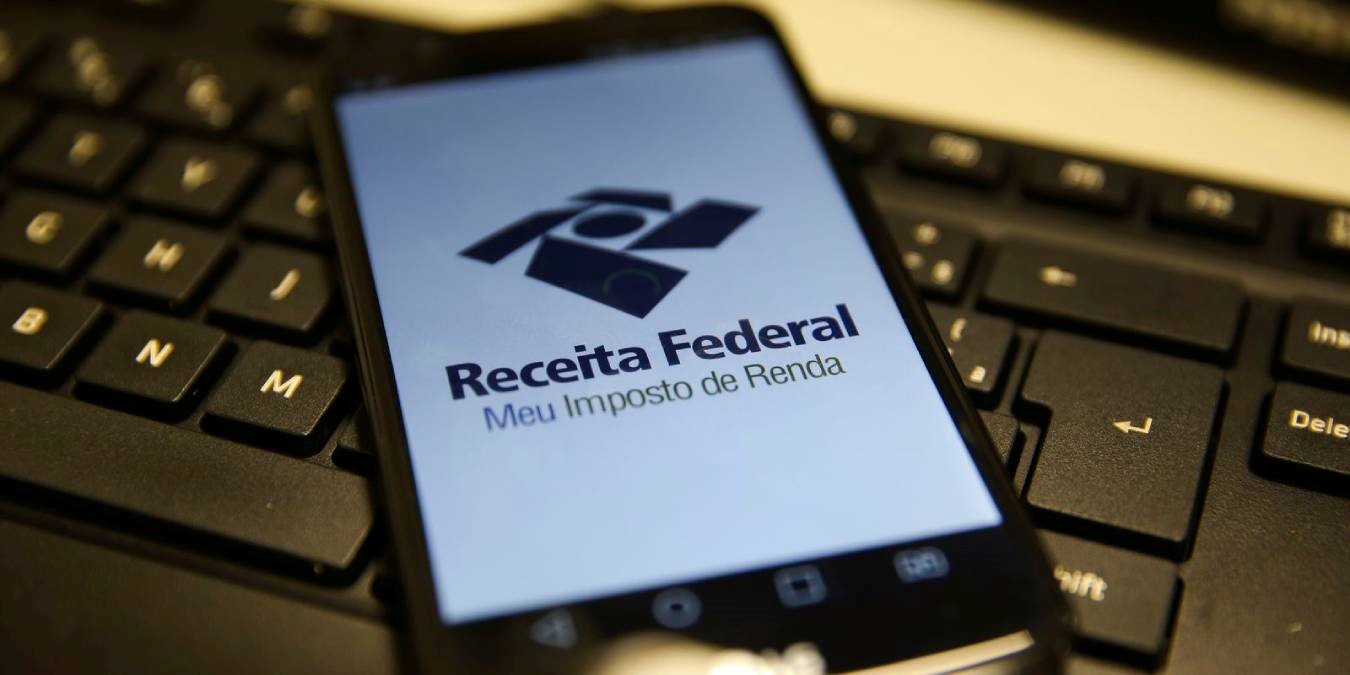 Presidente volta a descumprir promessa, e defasagem da tabela do Imposto de Renda aumenta ainda mais